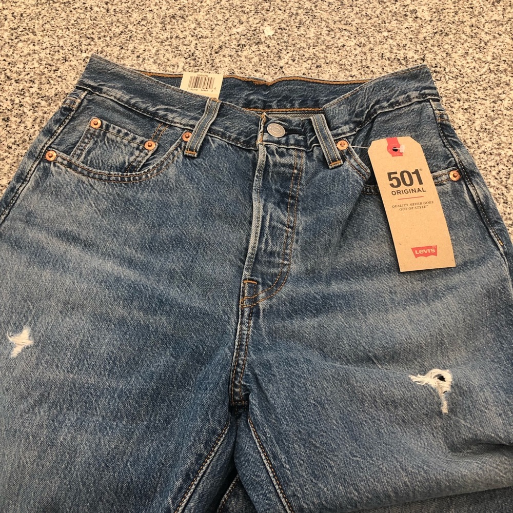 Levi’s 501’s Original Time Lapse High Waisted Jean - Picture 7 of 8
